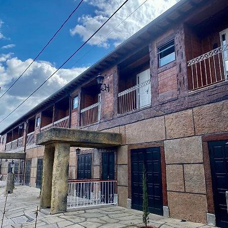 Apartamentos A 200M Do Centro - Hospedaria Villa Da Pedra Tiradentes Exterior photo